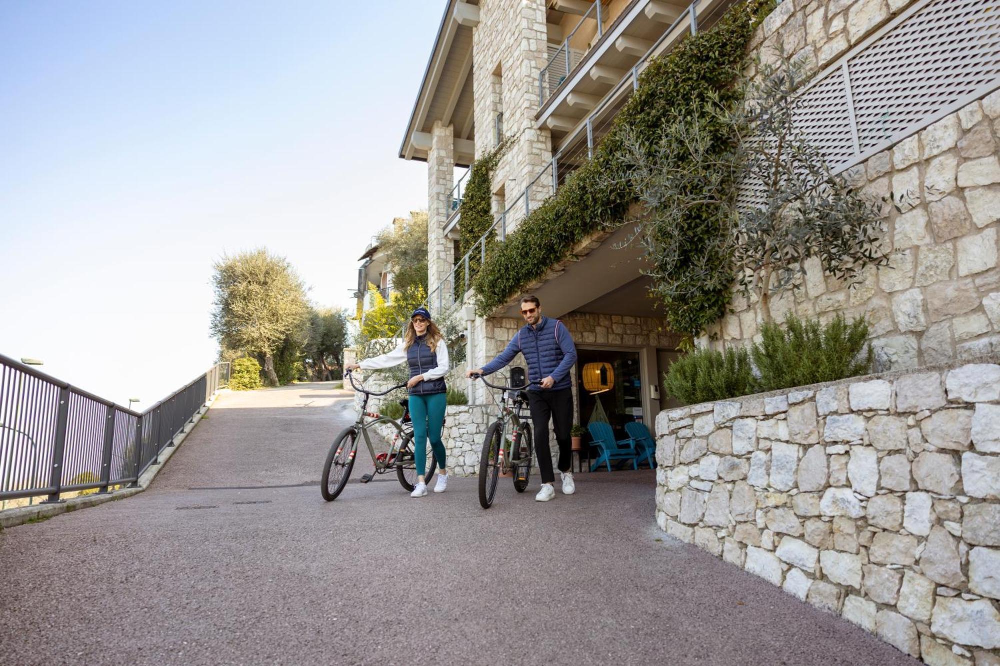 Sunset Residence Brenzone sul Garda Exteriör bild